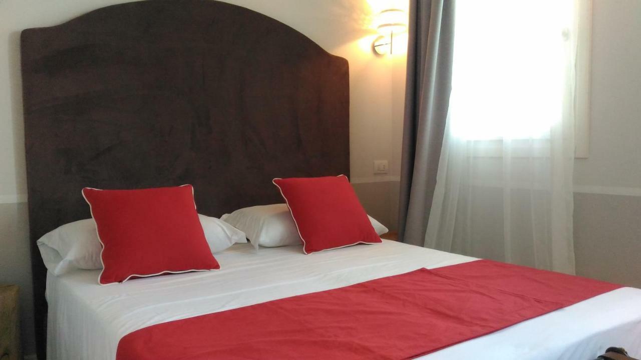 Spagnoi Rooms Castelnuovo del Garda Dış mekan fotoğraf